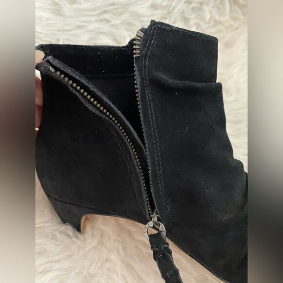 Splendid Ankle Booties Black Suede Kitten Heels 8 - Picture 6 of 10